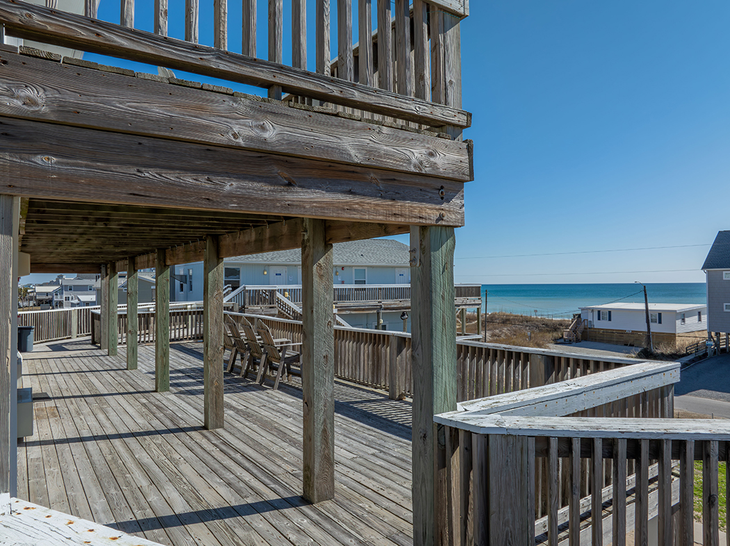 Relaxing deck views